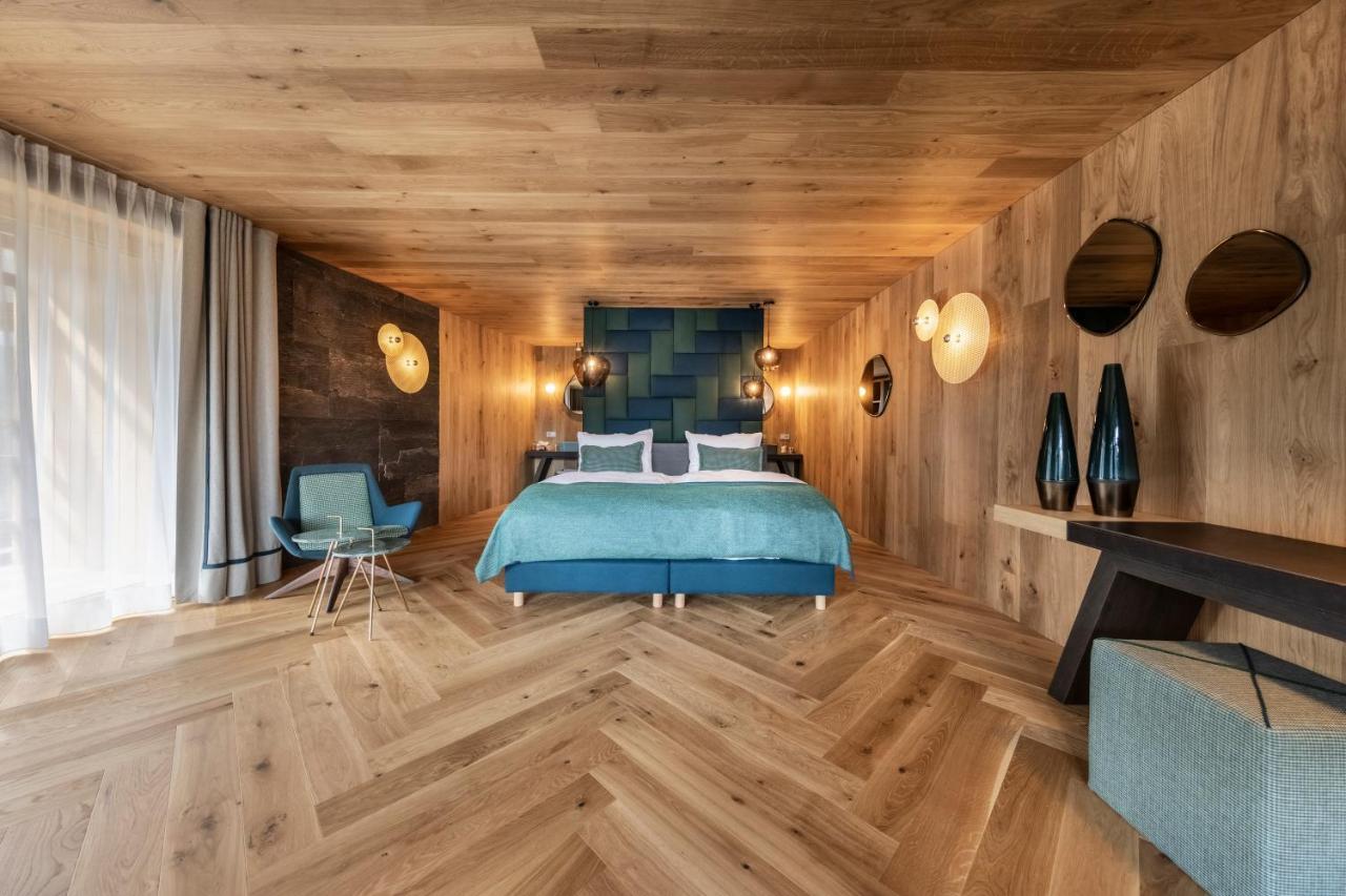 Hotel Fanes Сан-Кассиано Экстерьер фото