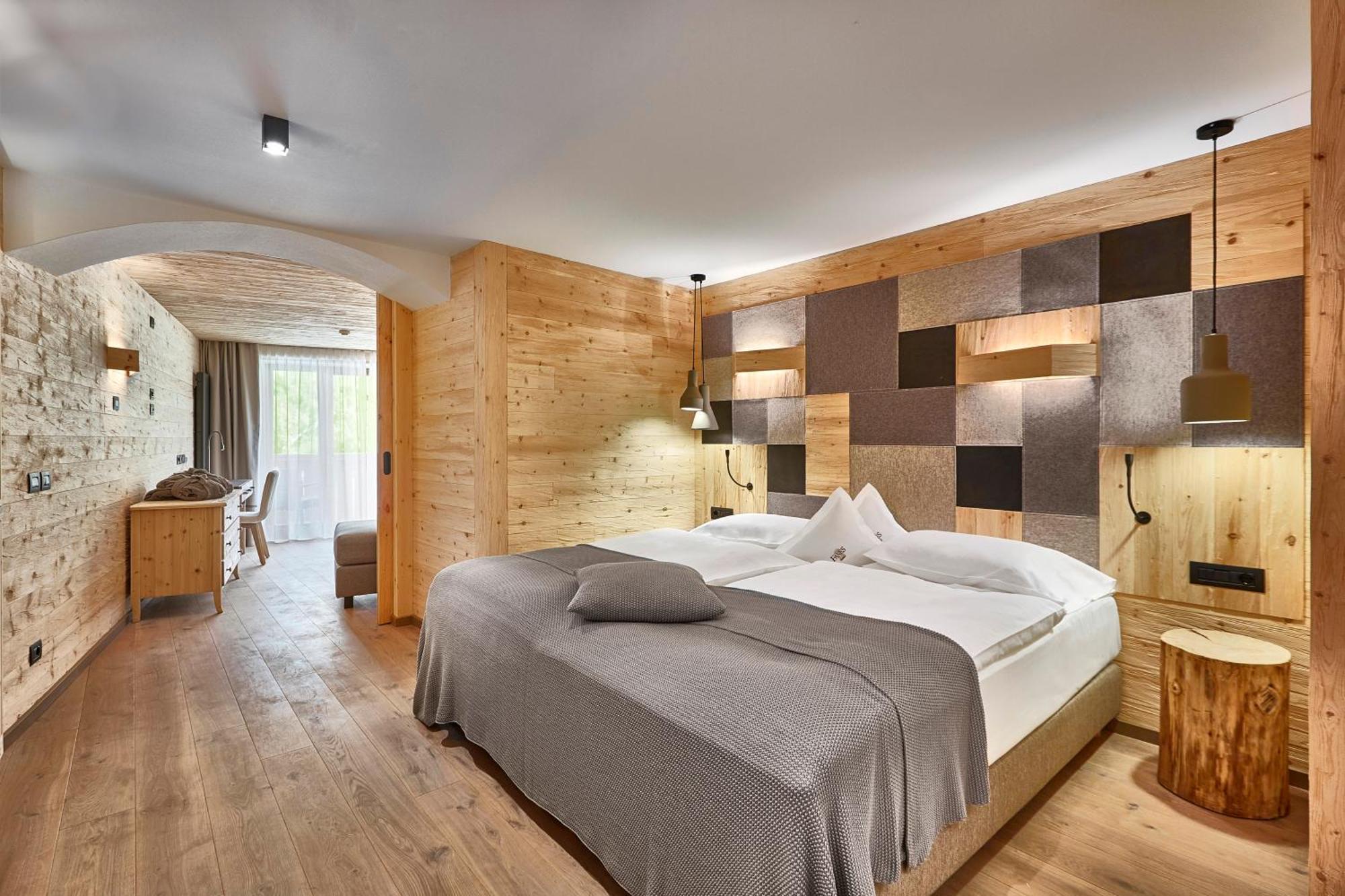 Hotel Fanes Сан-Кассиано Экстерьер фото