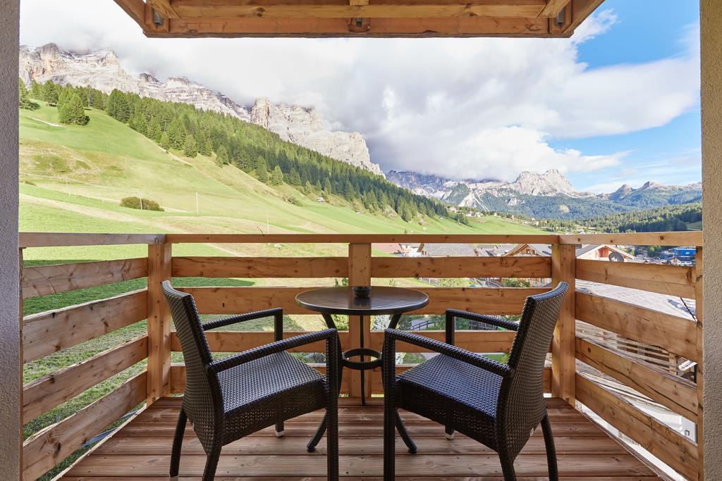 Hotel Fanes Сан-Кассиано Экстерьер фото
