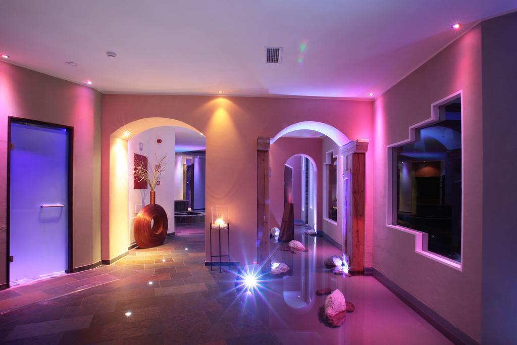 Hotel Fanes Сан-Кассиано Экстерьер фото