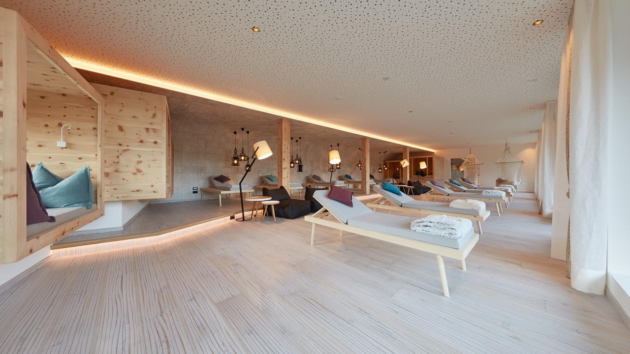 Hotel Fanes Сан-Кассиано Экстерьер фото