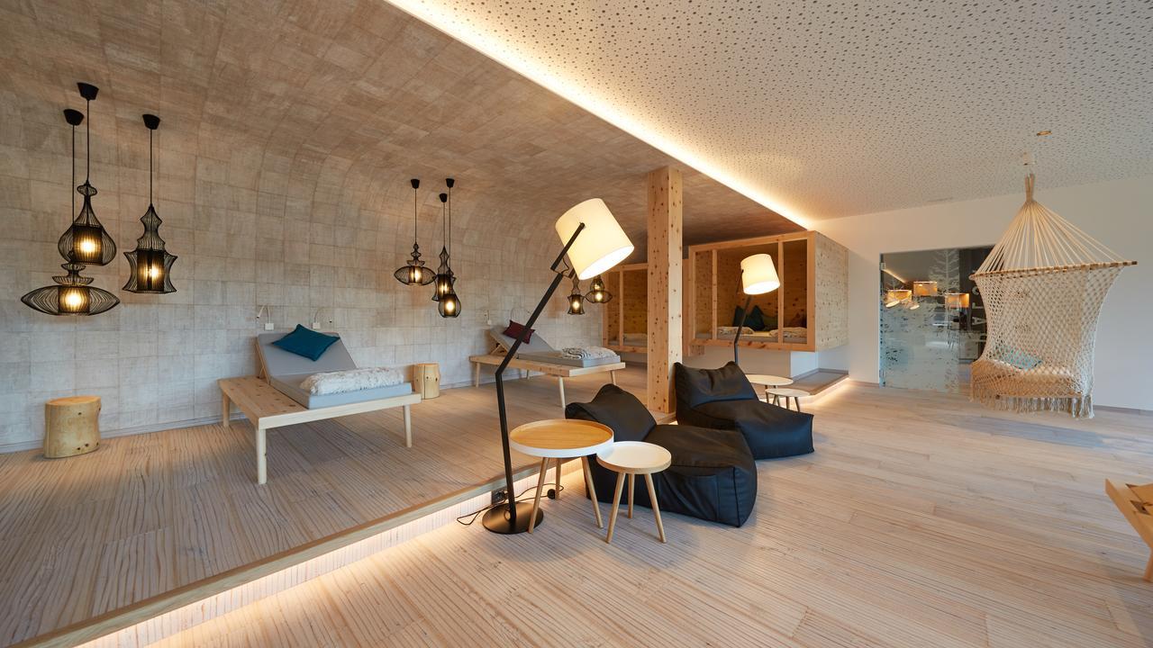 Hotel Fanes Сан-Кассиано Экстерьер фото