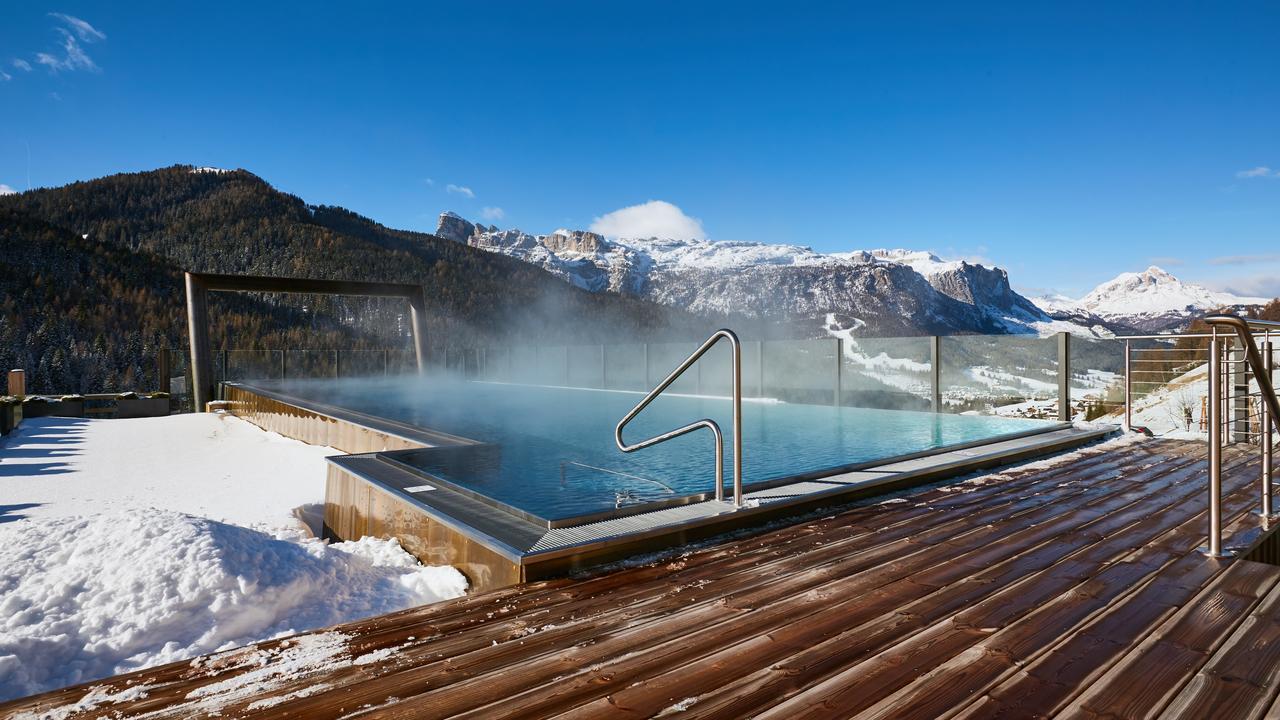 Hotel Fanes Сан-Кассиано Экстерьер фото